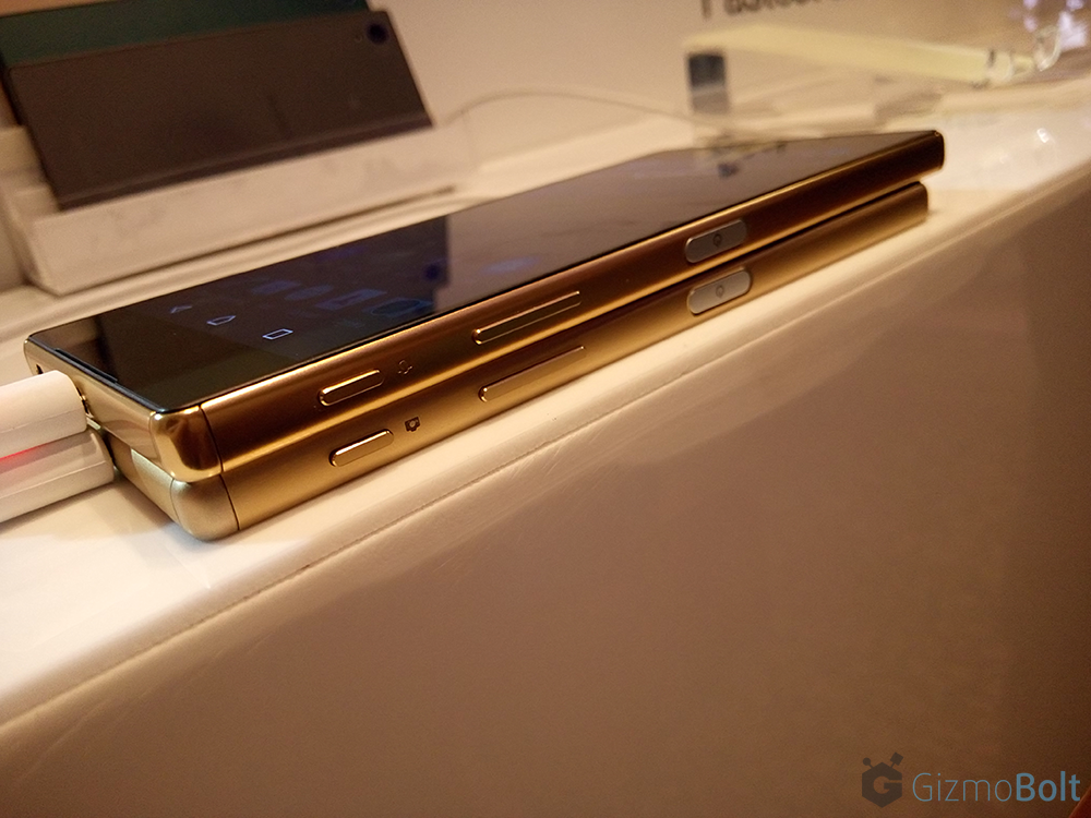 Xperia Z5 vs Xperia Z5 Premium Dimensions