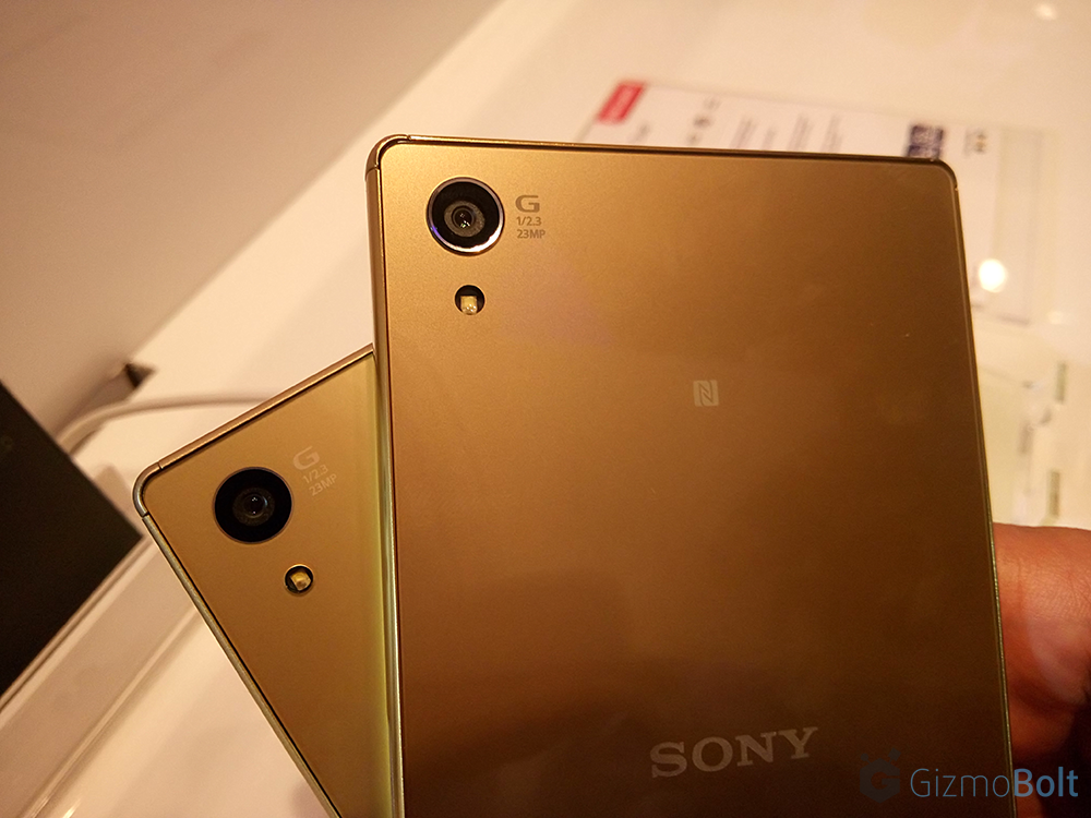 Xperia Z5 Premium vs Xperia Z5 Camera Comparison