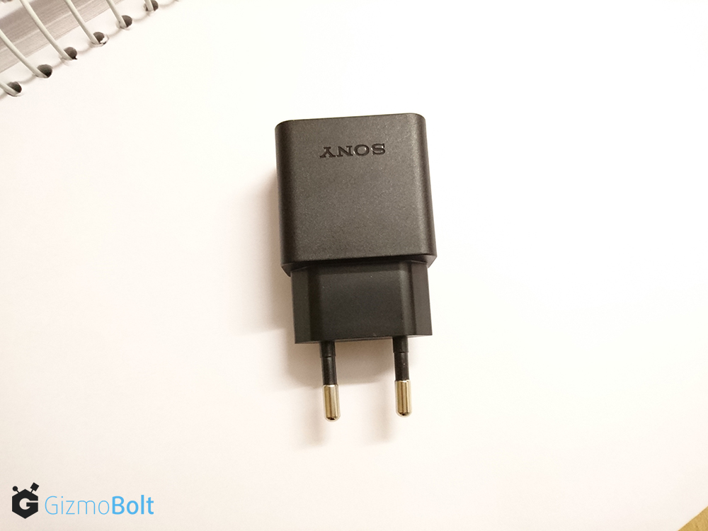 Sony UCH10 Qualcomm 2.0 Quick Charger for Xperia Z5