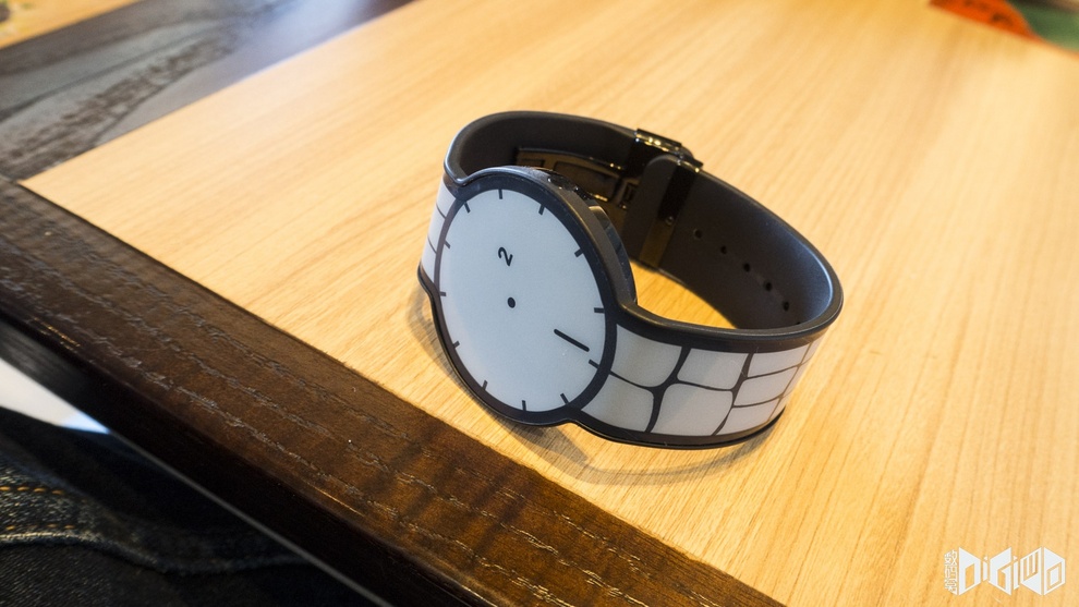 Sony's FES e-ink watch 