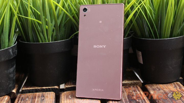 Xperia Z5 Premium Pink hands on