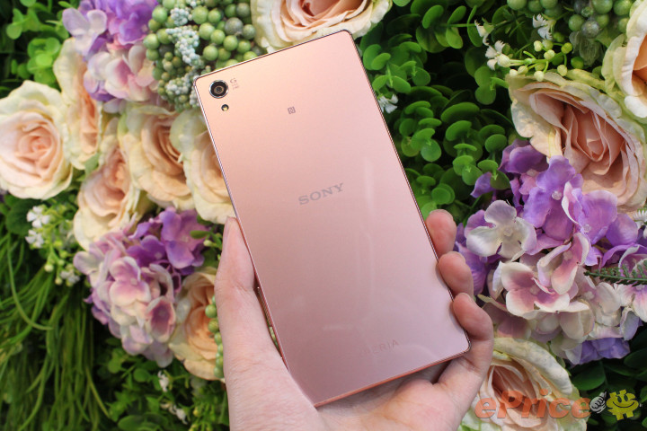  Xperia Z5 Premium in Pink