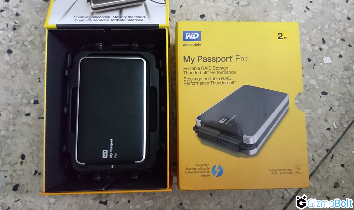 Western Digital My Passport Pro Package Contents