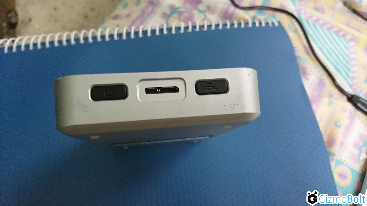 My Passport Wireless Wi-Fi Mobile Storage Power Button